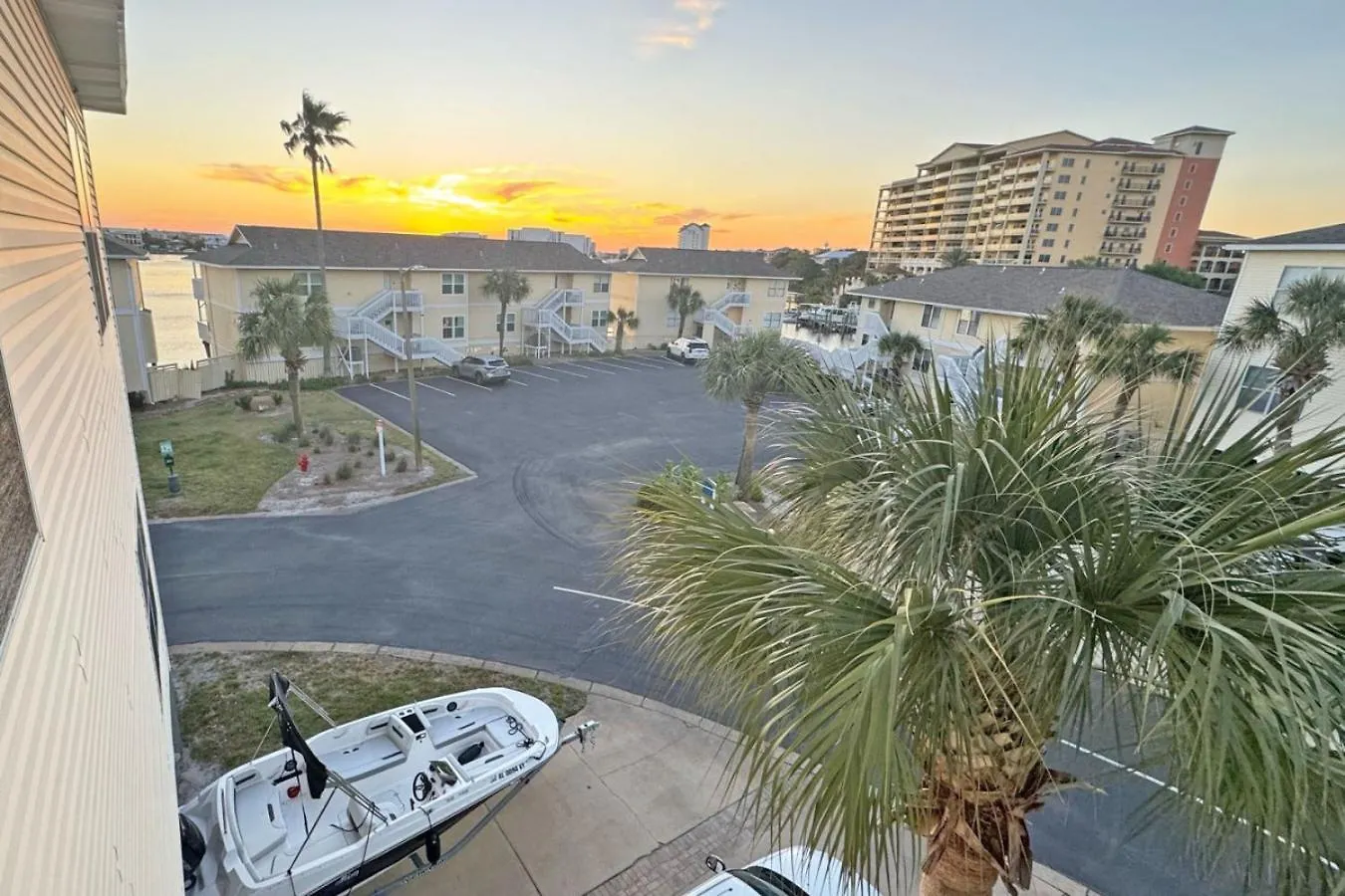 Holiday home Sandpiper Cove Unit 4231 Your Destin Beach Getaway With Free Beach Service United States